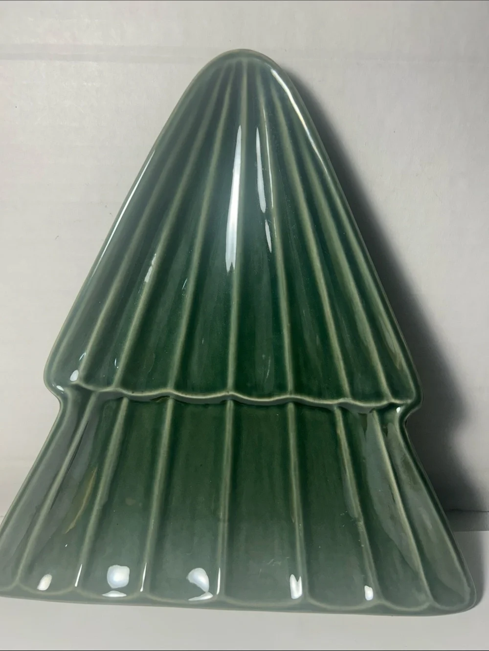 Green Ceramic Tree-Shaped Serving Platter